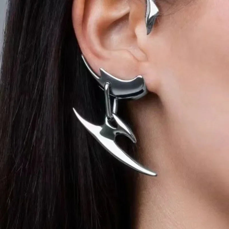 Punk Darts Shape Mechanical Cuff Earrings